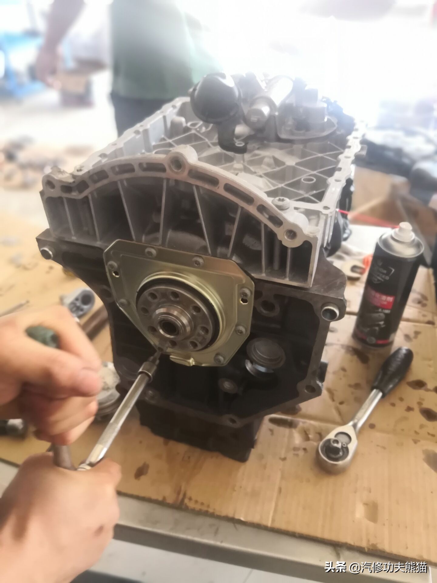 ea8882.0t夏朗烧机油,大众夏朗1.8t烧机油怎么样