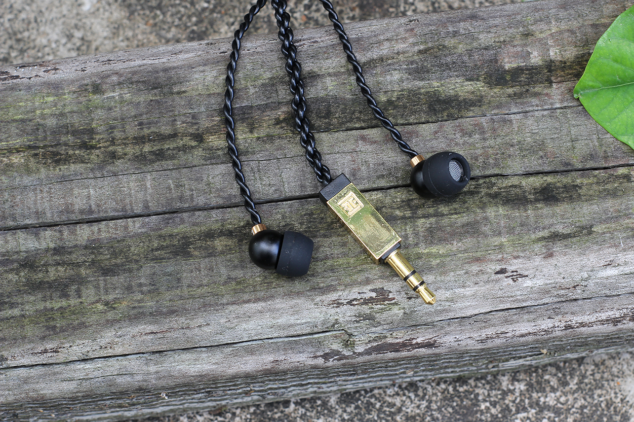 很有仪式感的耳机,精致耳机高级感