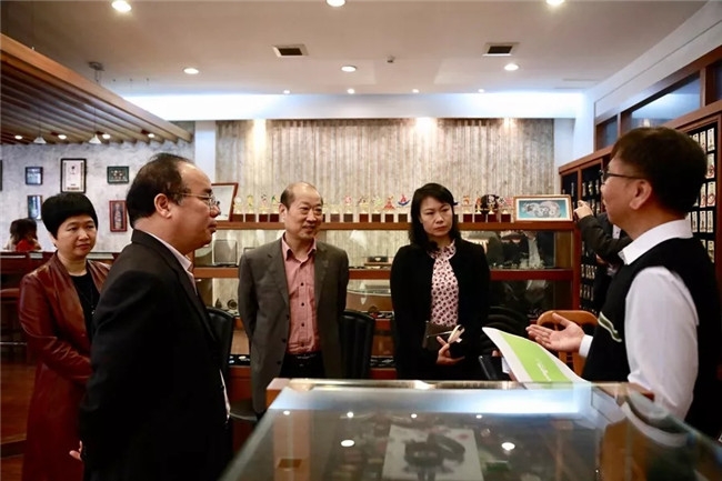 体育局领导开展体教融合专题调研,体育局领导调研体育工作