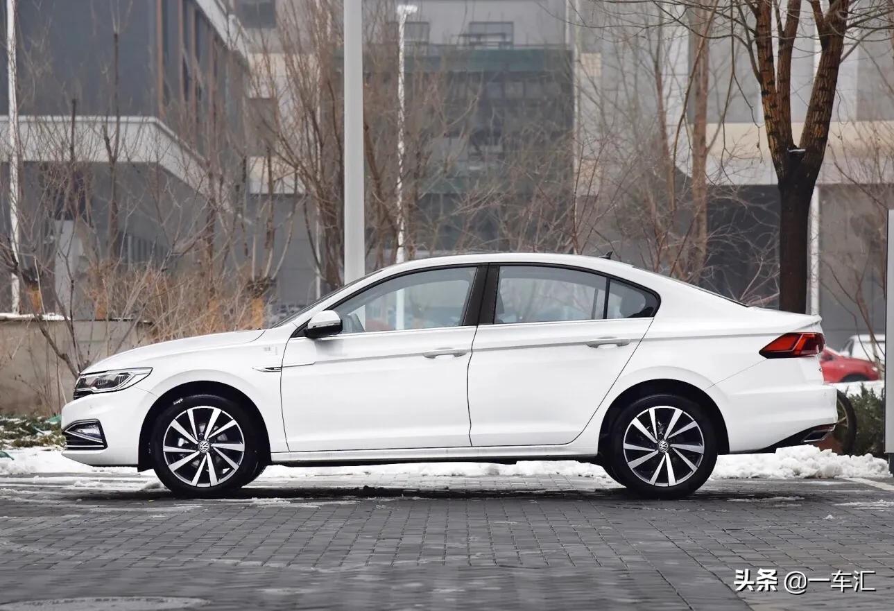 1.5l宝来和1.2t卡罗拉哪个动力大,19年大众宝来1.5l自动舒适版测评