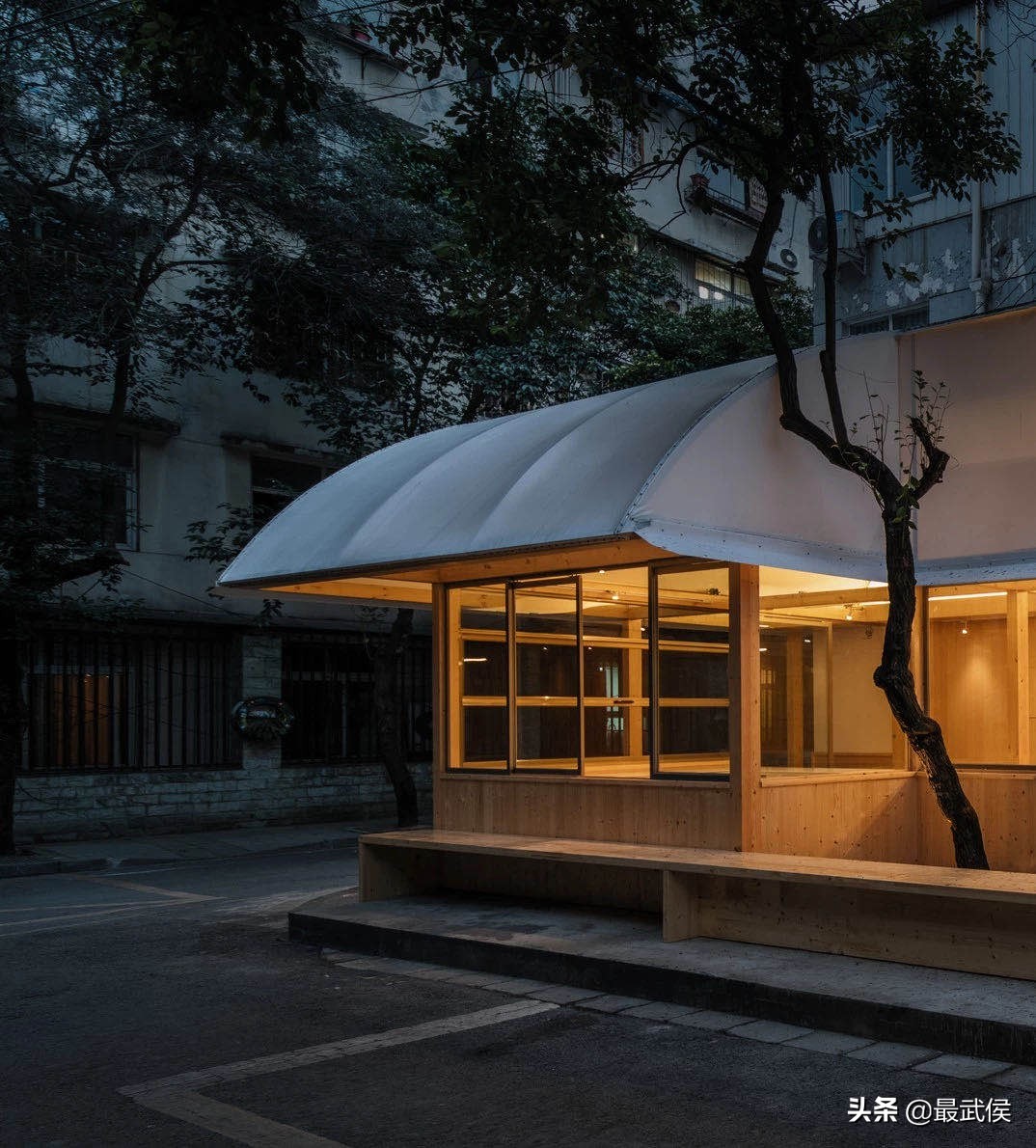 为什么长了一张脸做不了网红店,为什么长了一张脸却做不成网红店