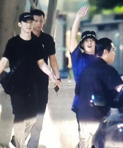 金珉锡看exo演唱会chen落泪,exo朴灿烈金珉锡演唱会饭拍