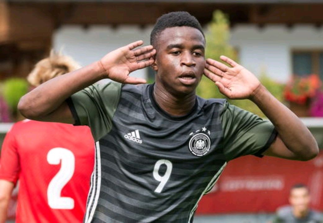 16岁妖人穆科科成人礼，889球前辈前车之鉴谨记