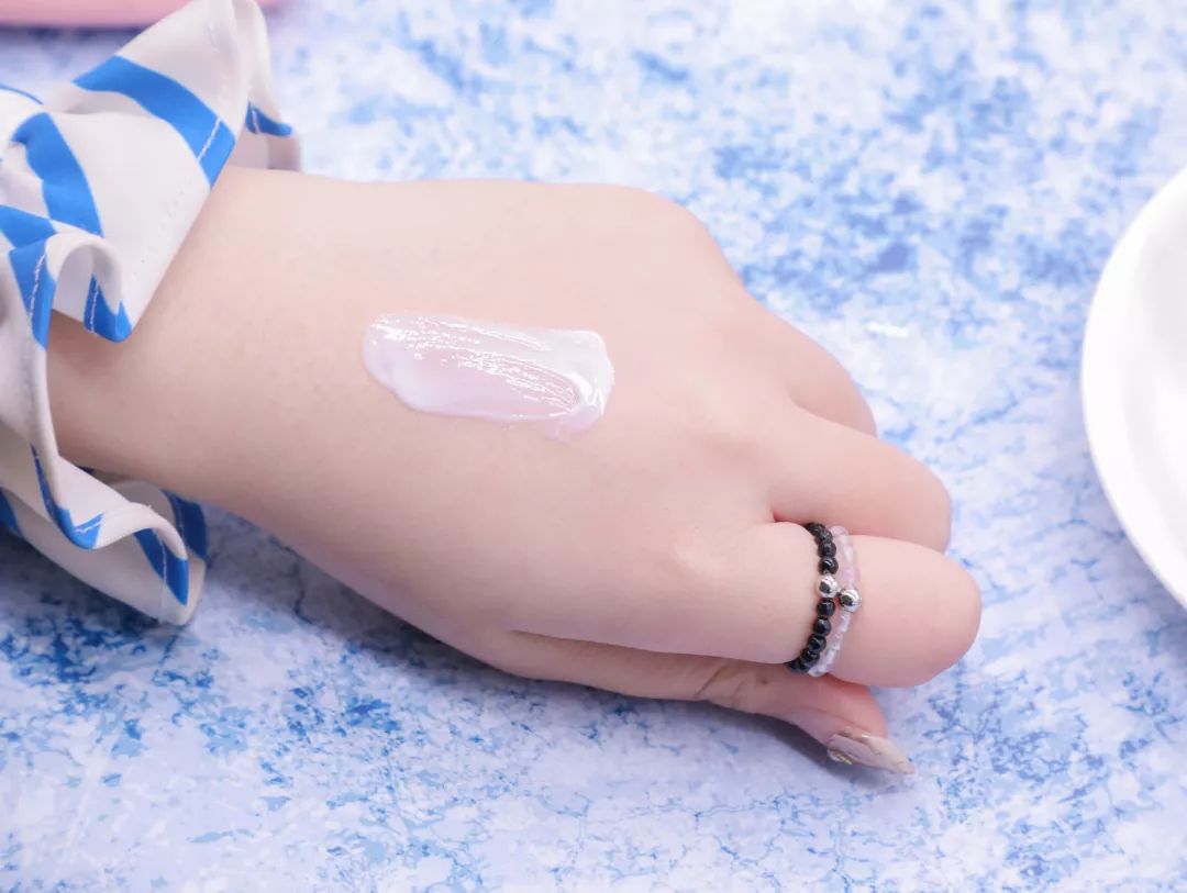 防晒测评真人,真人防晒测评背部高清图