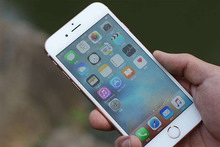 手机用久容易脏如何正确清洗手机,手机用了多年怎么清理灰尘