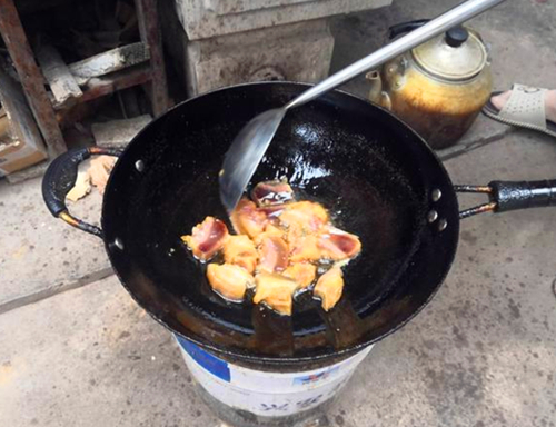 甲鱼的秘制酱料怎么熬制,甲鱼苦胆怎么调味