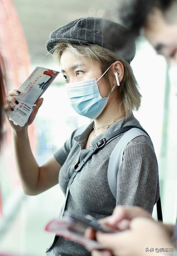 许飞p图和黄晓明合照,黄晓明和许飞私下关系