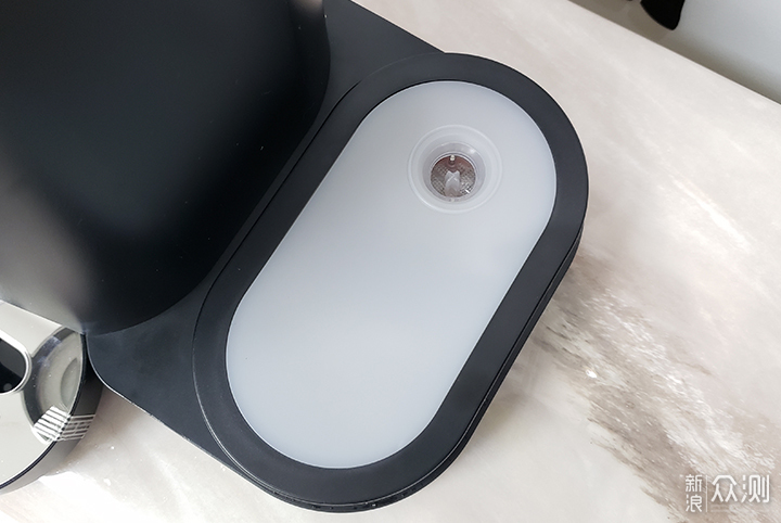 莱卡净饮机和净水器的区别,莱卡直饮滤水壶加热一体机