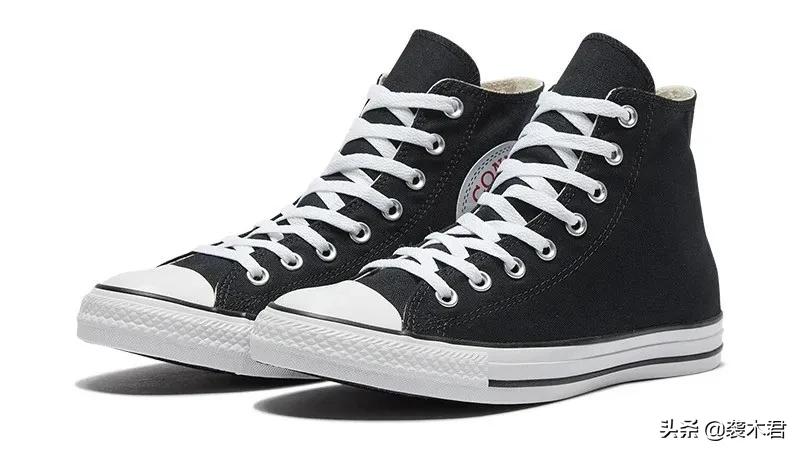 男款潮鞋柜,成熟男人的鞋柜有哪些鞋