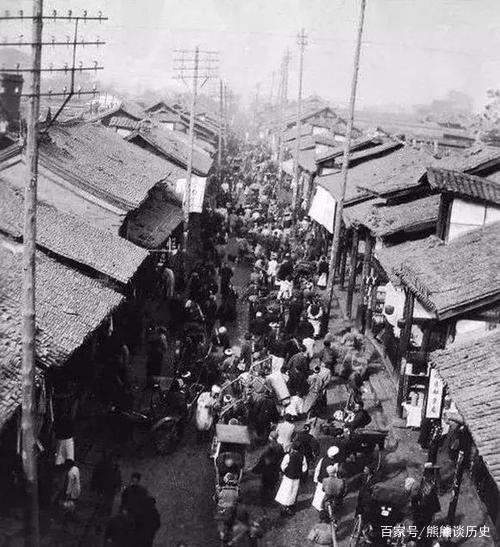 解放初期，中南部老城市成都与北方老城天津相比，谁更繁华呢？