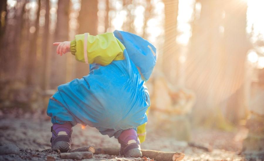 被惯坏的女孩打伤妈妈,被惯坏的女孩无法无天打伤妈妈