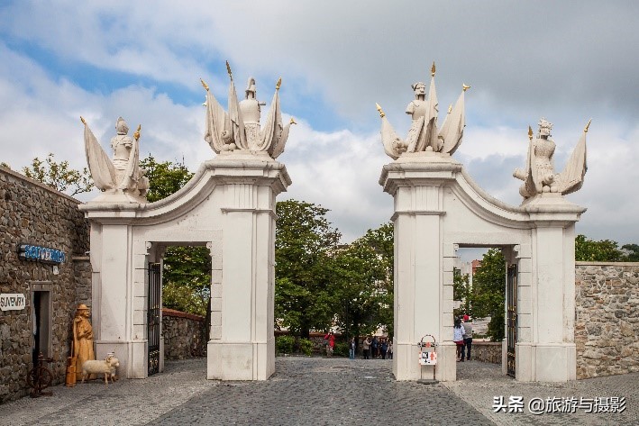 世界上拥有三个唯一的首都国家,全球唯一一个有两个首都的国家