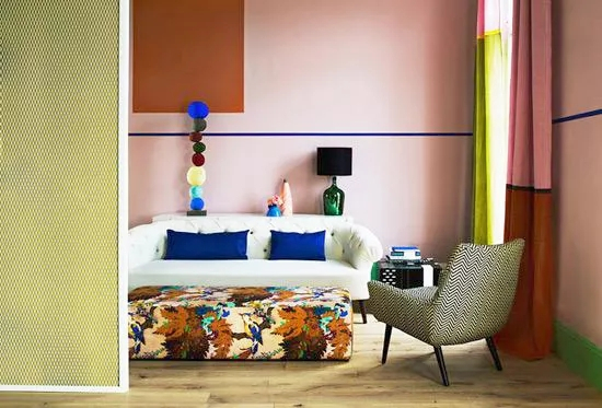 5种全新沙发墙配色方案让你心情美美哒