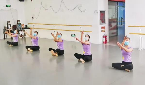 高歌曼舞,高歌舞蹈培训班