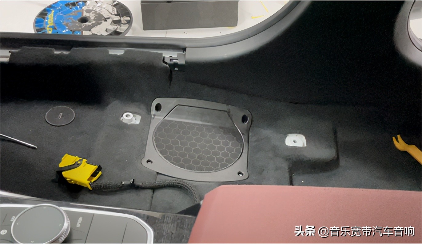 宝马325首发版改装音响,宝马325首发改音响