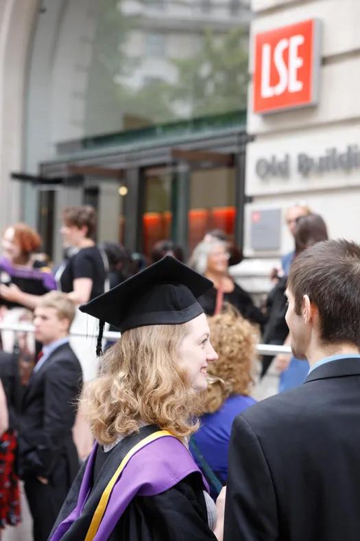 英国g5留学及就业情况,英国lse大学毕业后干什么