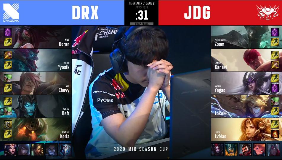 英雄联盟：Zoom铁男三杀打出气势，JDG翻盘双杀DRX，即将对阵FPX