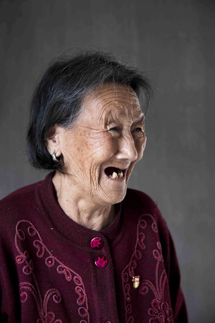 探访老党员活动记录,不忘初心牢记使命老党员走访纪实