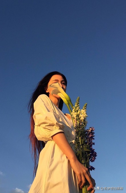 朋友是个绿茶婊,朋友是绿茶婊但是对我挺好