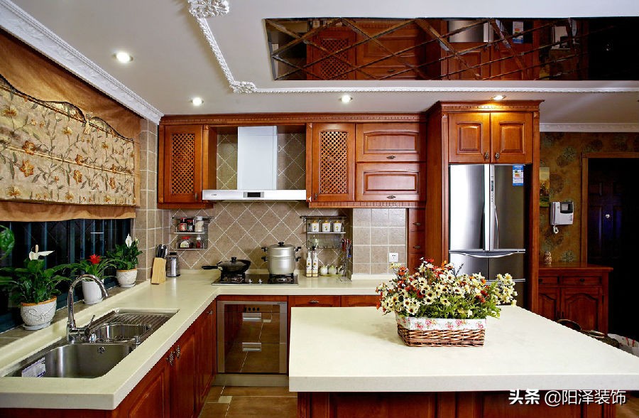 长沙市实木定制橱柜厂家直销直播,实木定制长沙