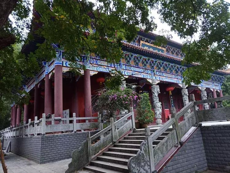 全州的湘山寺,夜幕下的南华寺