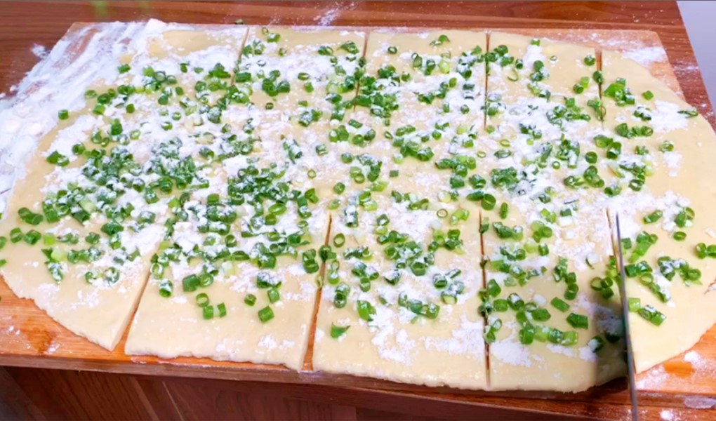 电饼铛里做葱花烙饼发硬怎么办,买的电饼铛温度低烙饼发硬怎么办