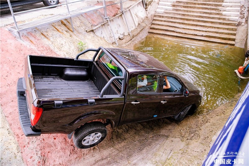 江铃凯运822发动机变速箱终身质保,江铃皮卡发动机永久质保