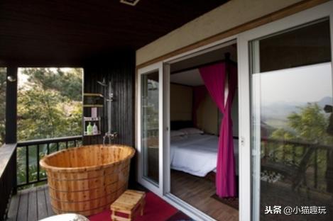 全世界最美的溶洞温泉,很美的天然溶洞温泉