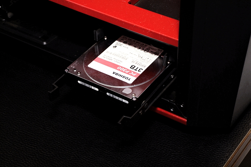 东芝硬盘p300系列与旧款差别,东芝p300机械硬盘1t是几个磁头