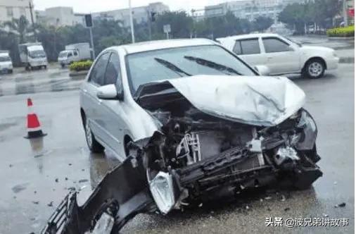 女子出车祸为啥子宫被切除,女子子宫被摘半年后却怀孕