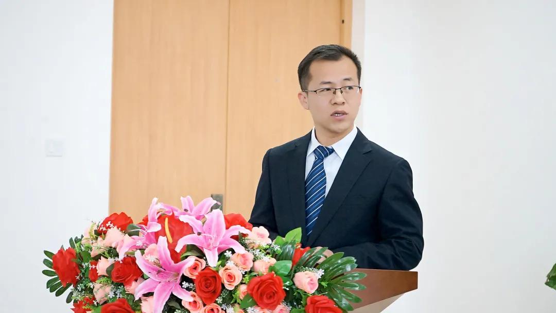 鍩规枃闄曡タ寤跺畨,婀栧窞鍩规枃鐝骇椋庨噰