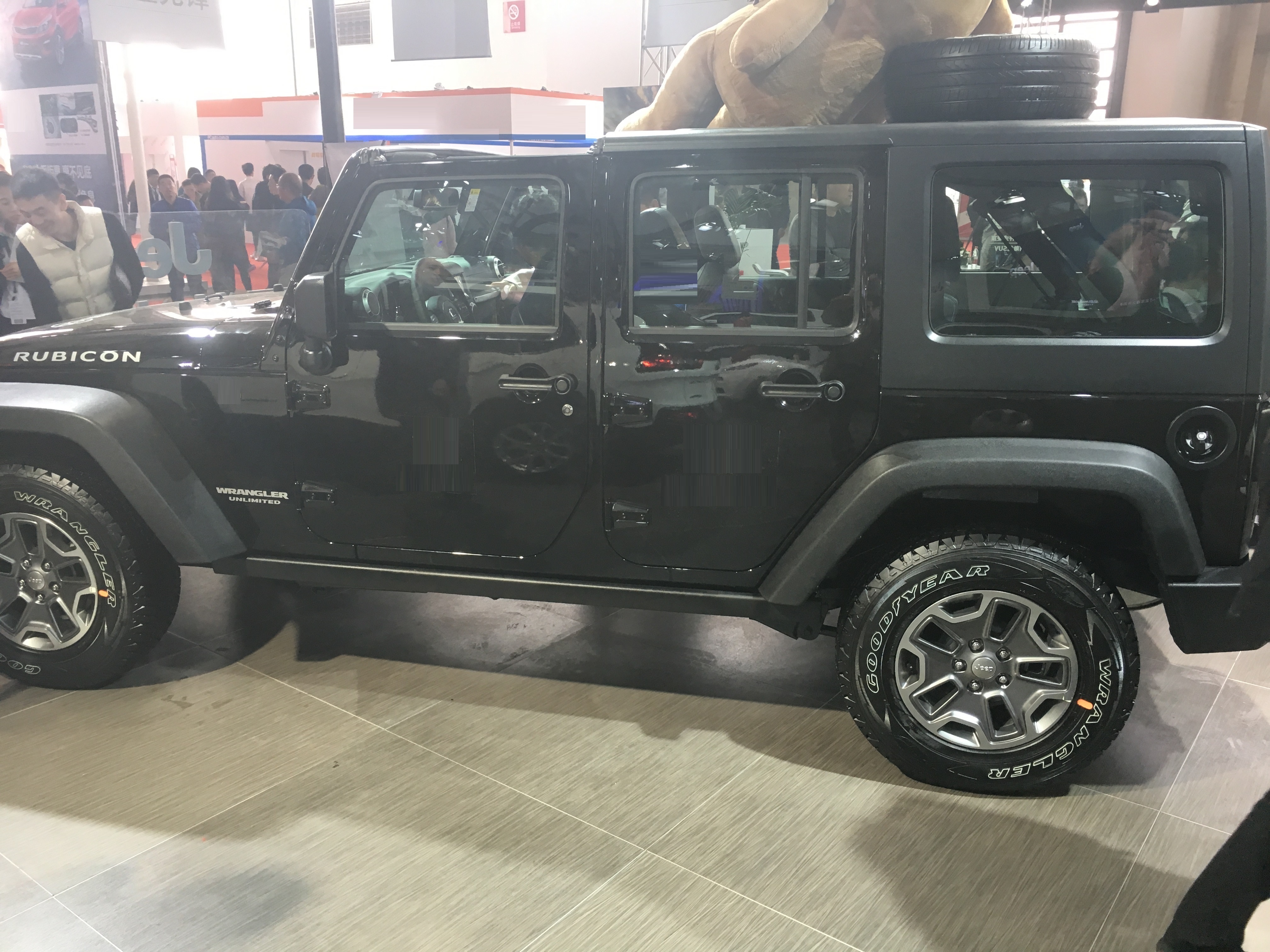 普拉多帕杰罗牧马人途乐比较,普拉多2700和途乐4.0