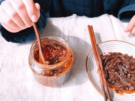 好吃到舔指头！咬上一口，肉汁儿四溢，满足到飘起来