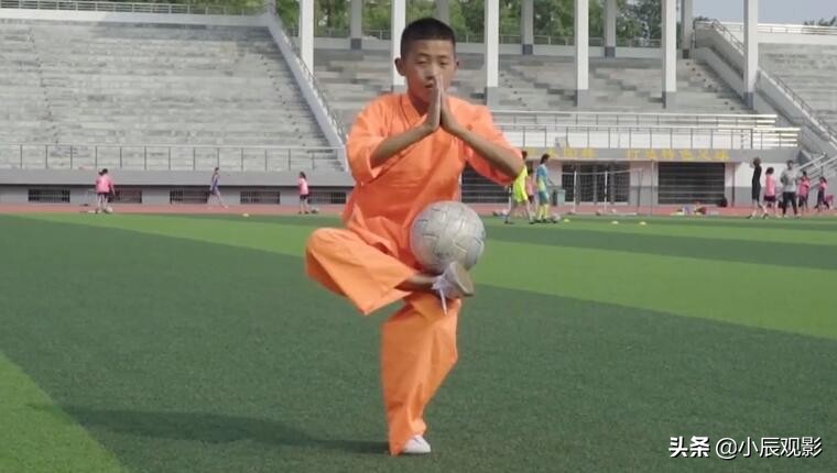 少林足球周星驰演的叫什么名字,周星驰少林足球十大配角