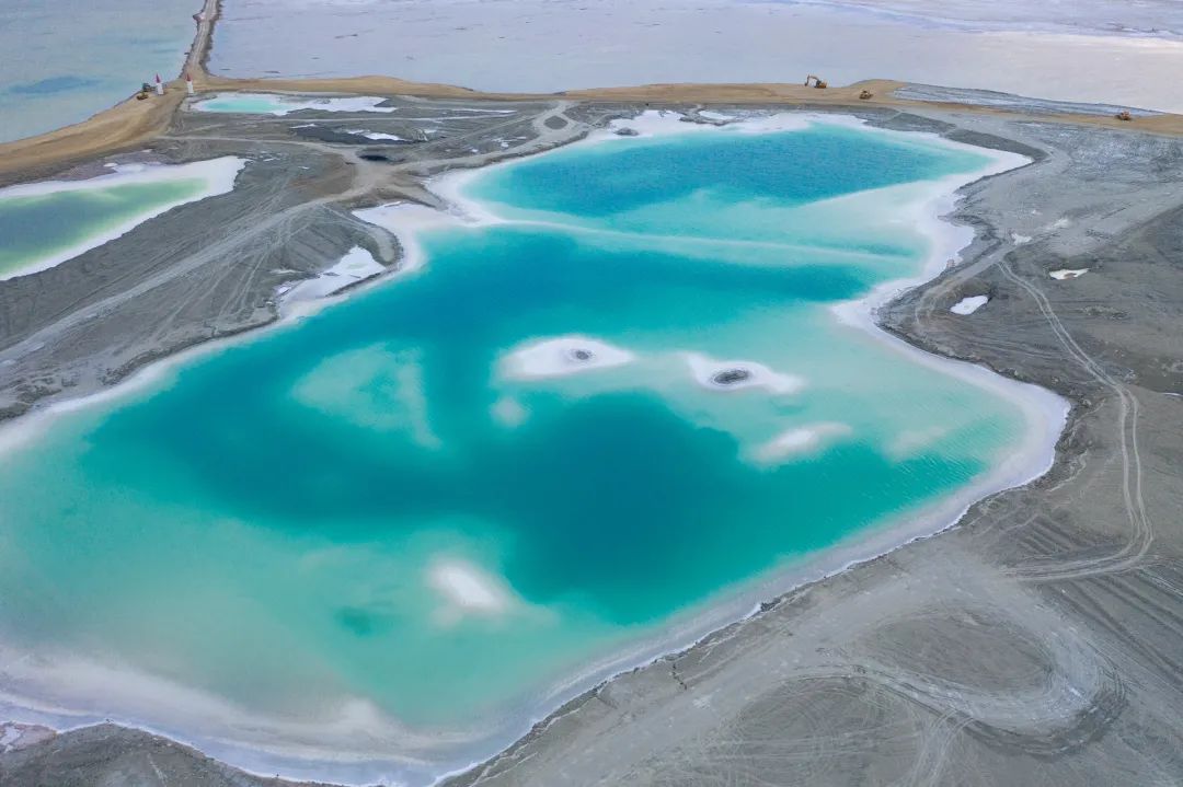 上帝打翻了调色盘，让西北这7种颜色美到窒息