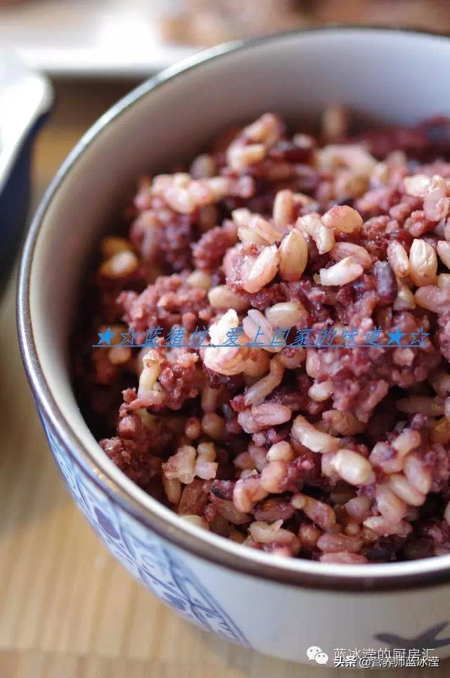 宝宝便秘怎么吃养胃,宝宝便秘吃的小米粥