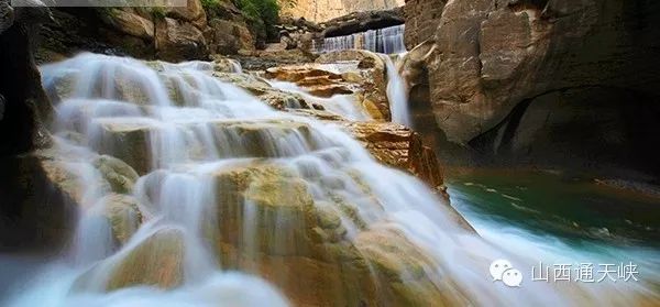 巍巍太行山山峰险峻,太行山奇峰峻岭