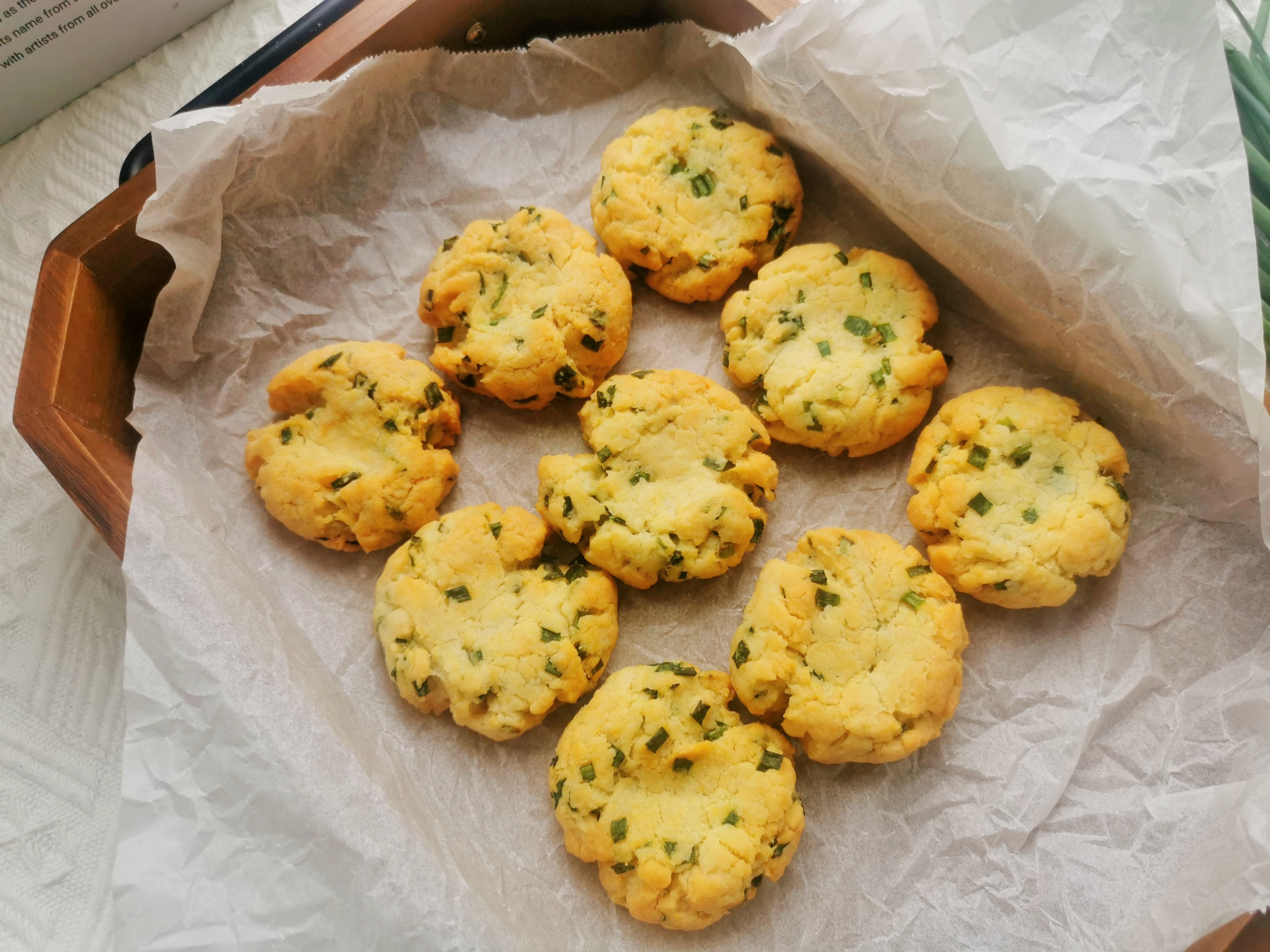 没有黄油怎么做香葱饼干,不要黄油香葱曲奇饼干的做法