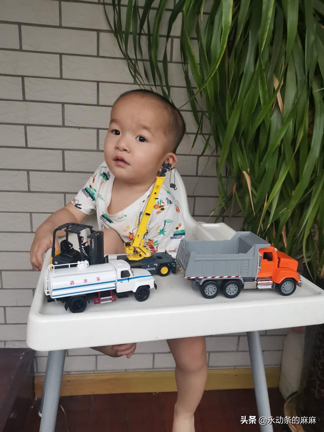 2年给儿子买了100辆玩具车是什么体验？祭出我的玩具车购买攻略