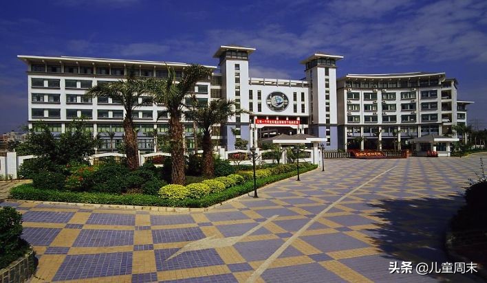 扒一扒外国中小学,深圳宝安福海街道福海小学