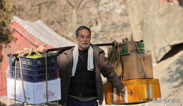 任达华逛街,任达华买鞋