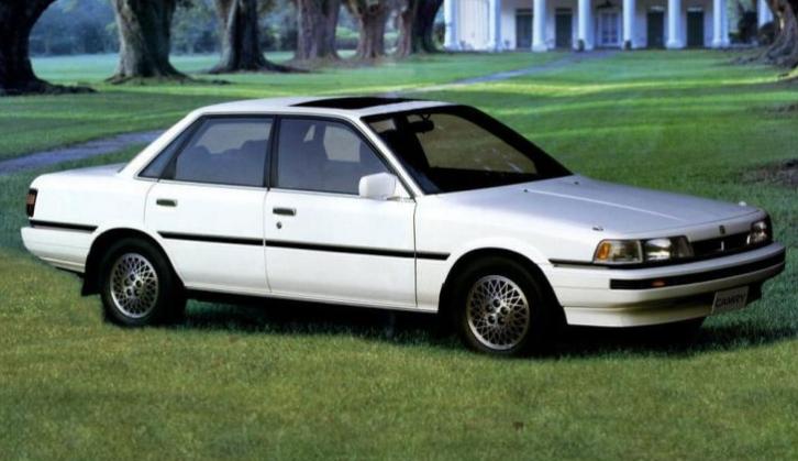 丰田凯美瑞最老款,丰田凯美瑞经典当中的经典