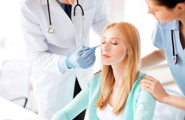 为什么不建议女人割“双眼皮”？主要有这4方面原因，庆幸没跟风