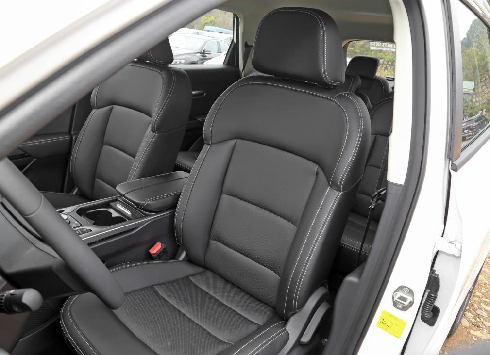 国产最省油7座suv推荐前十名,家用7座suv哪款车最实用