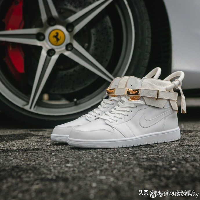 一夜火遍 ins，颜值与实力并存！她是最与众不同的球鞋女神