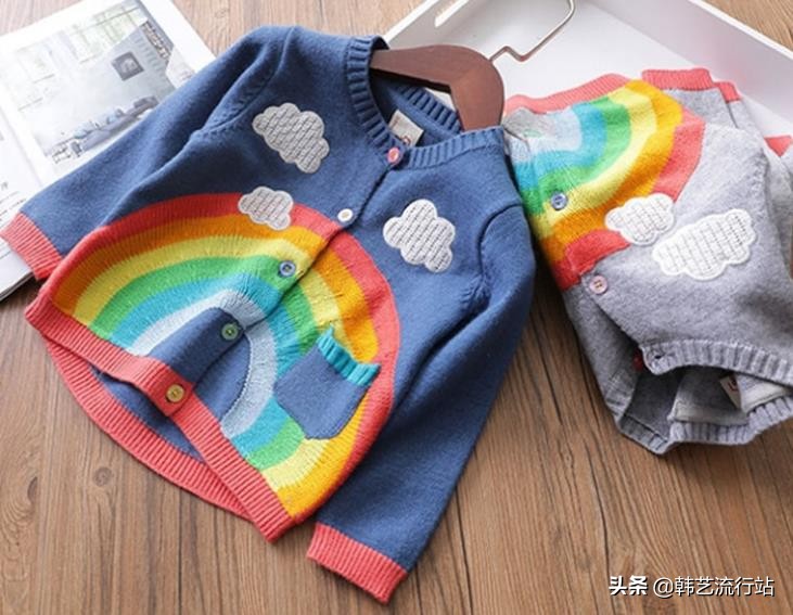 韩版毛线童装怎么搭配好看,童装韩版新款爆款品牌有哪些