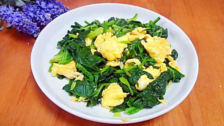 菠菜怎么做没有土腥味儿,菠菜常见的十种做法