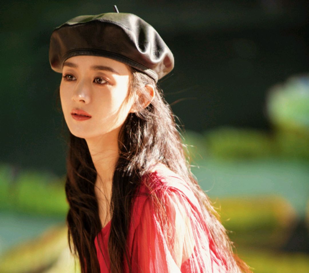 赵丽颖产后复出图片显老,赵丽颖照片显老