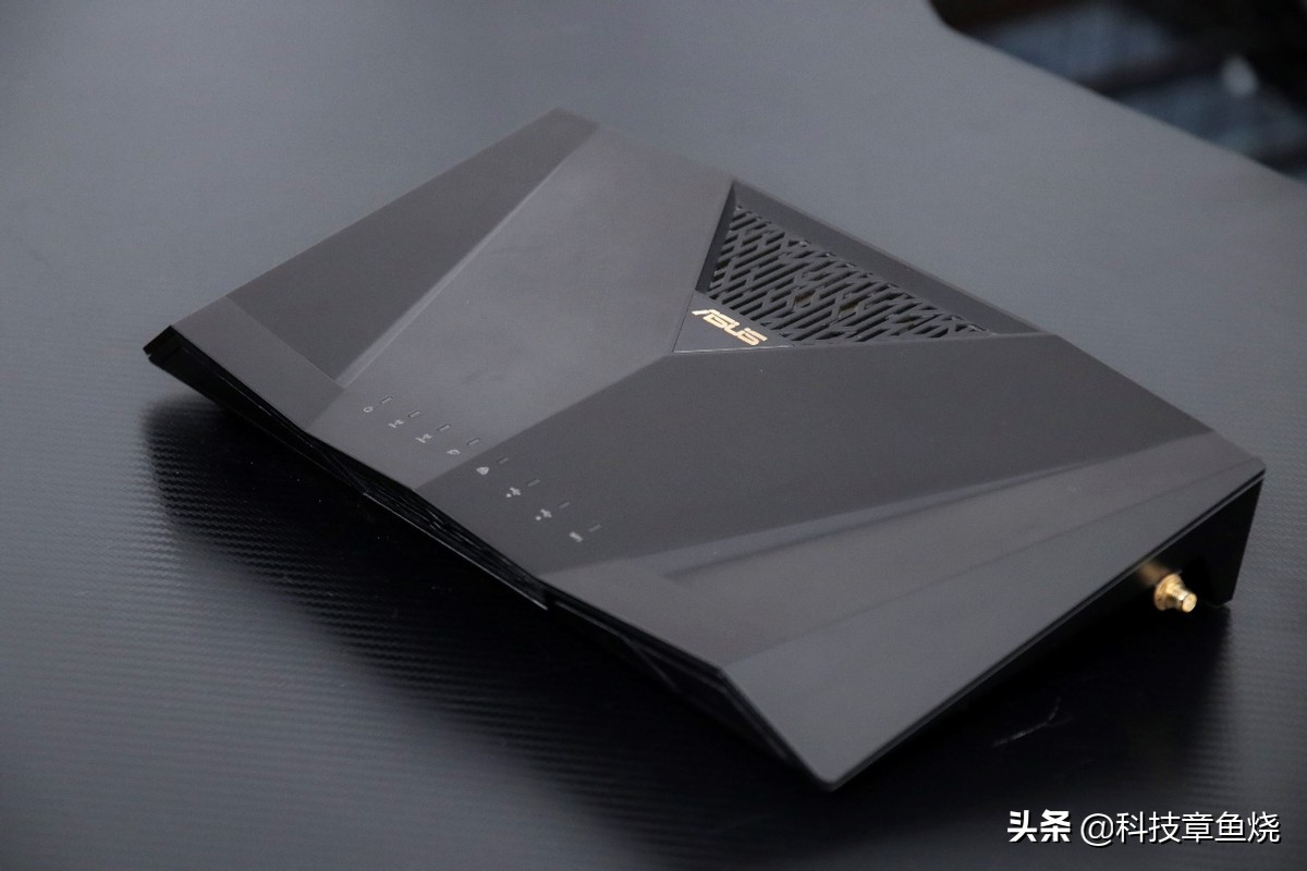 华硕rtax88u路由器黑科技,支持wifi6的路由器华硕