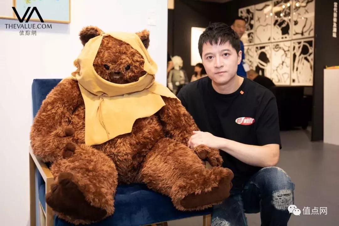 kaws雕塑公仔,kaws雕塑正版价格